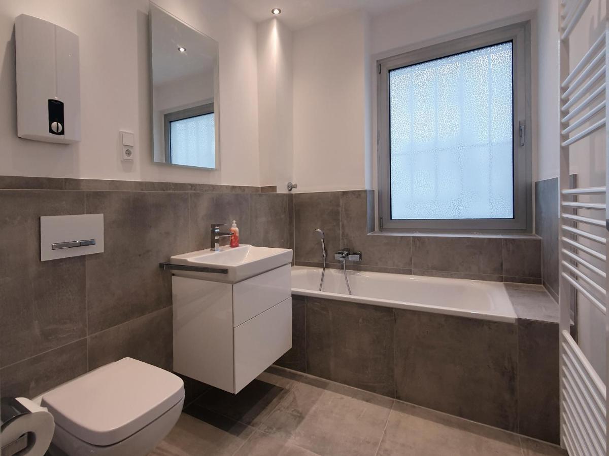 Graf-Adolflux Apartment Дюселдорф Екстериор снимка