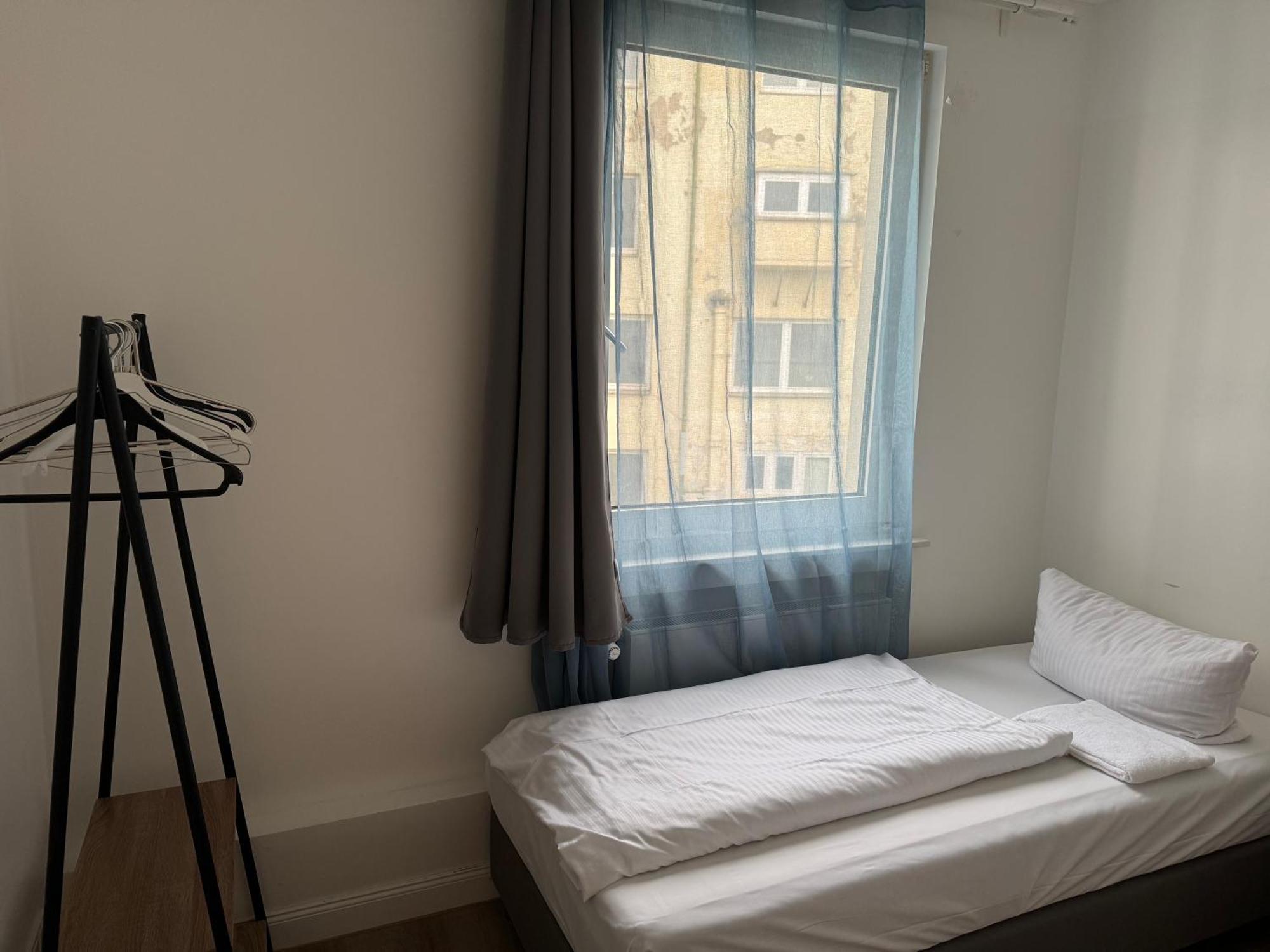 Graf-Adolflux Apartment Дюселдорф Екстериор снимка