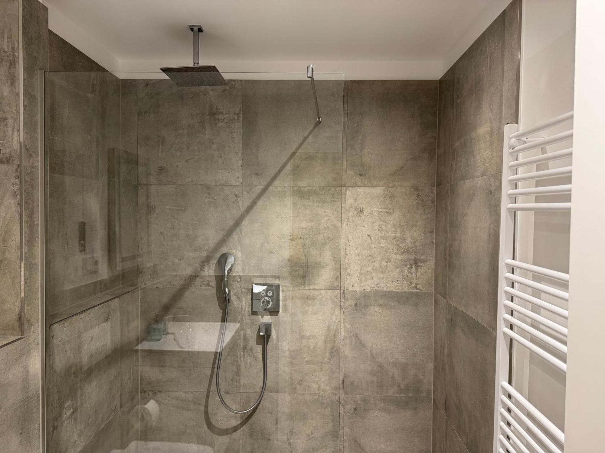 Graf-Adolflux Apartment Дюселдорф Екстериор снимка