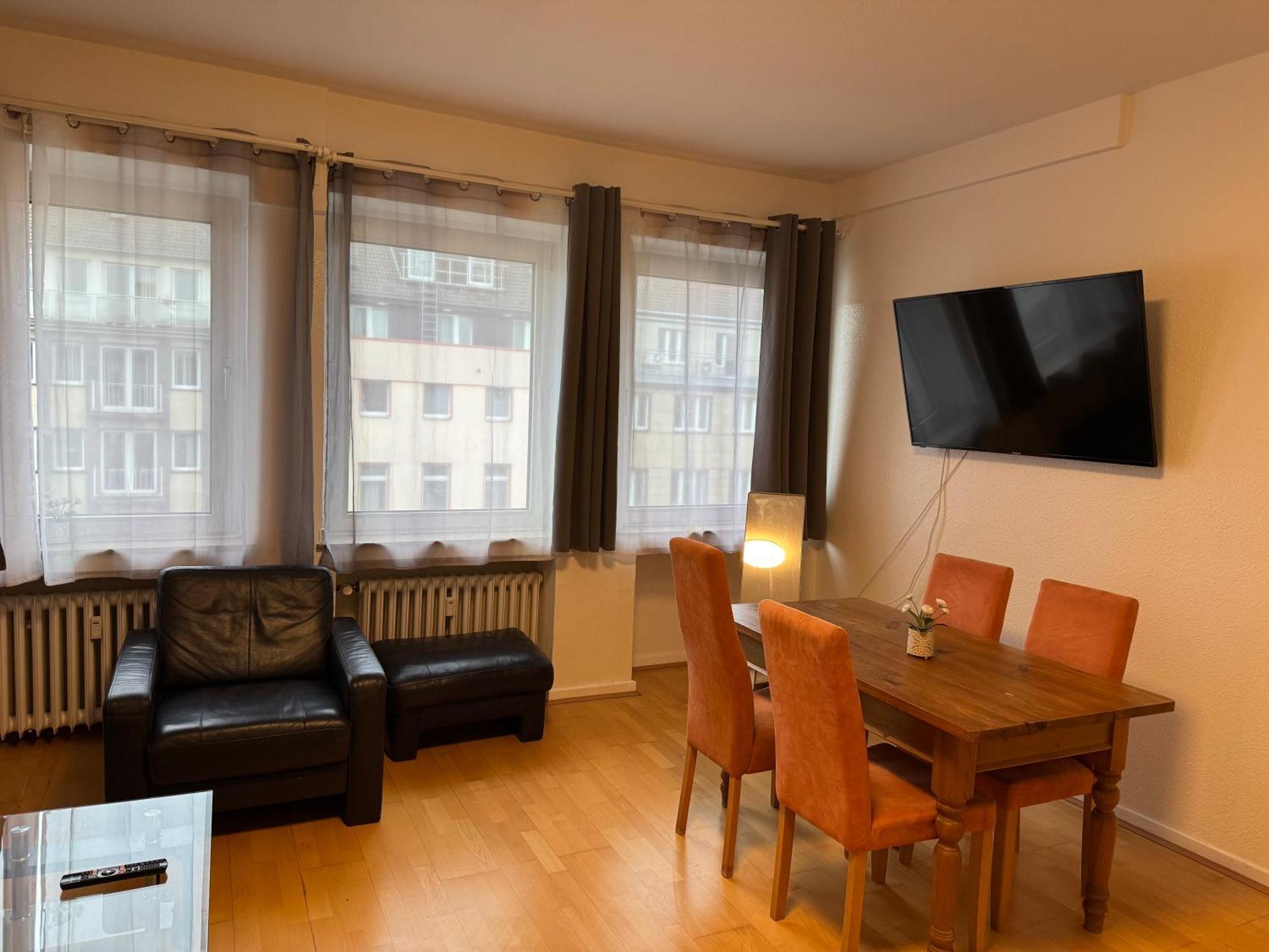Graf-Adolflux Apartment Дюселдорф Екстериор снимка
