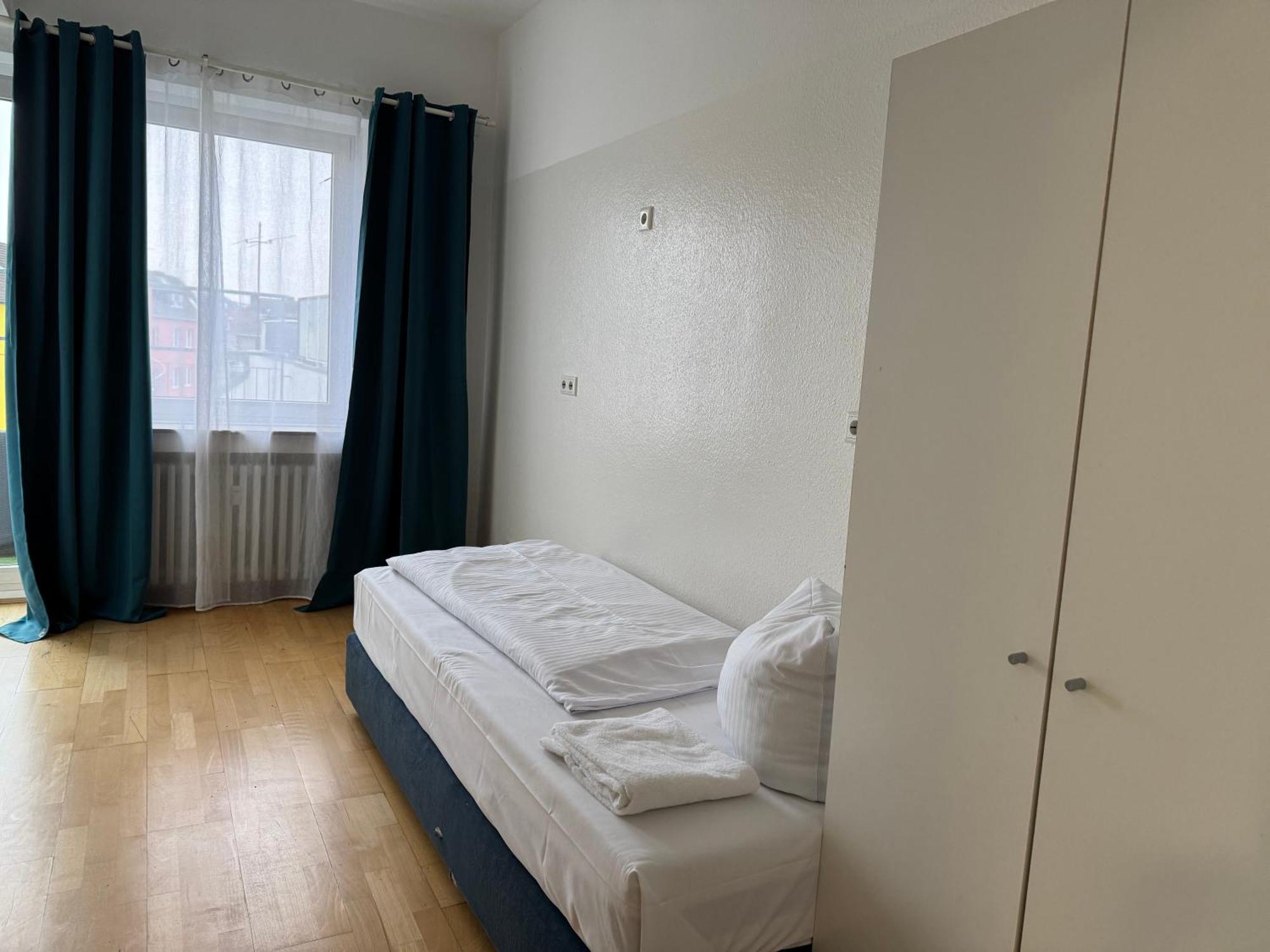 Graf-Adolflux Apartment Дюселдорф Екстериор снимка