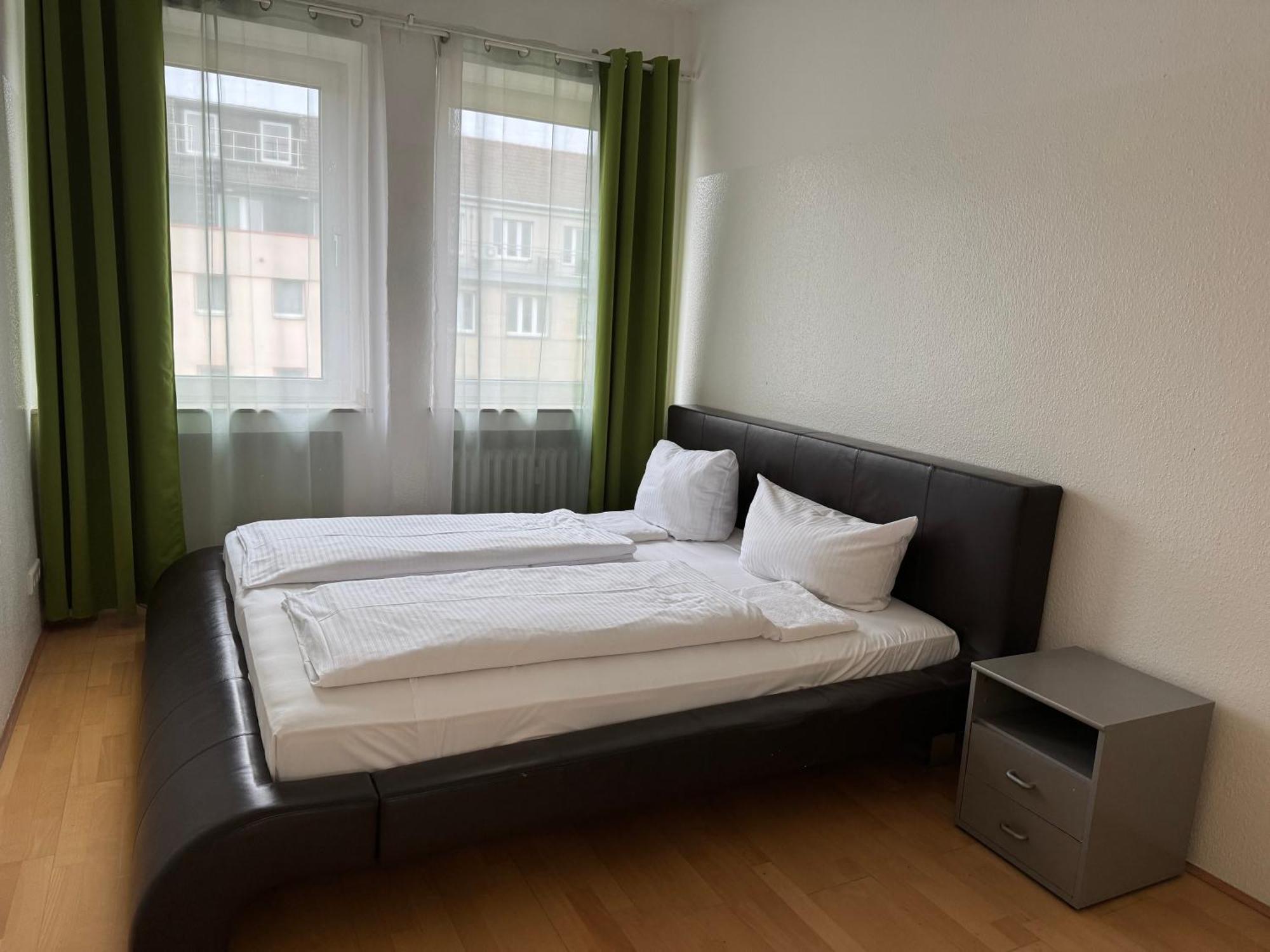 Graf-Adolflux Apartment Дюселдорф Екстериор снимка